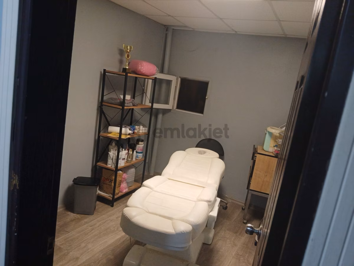 Kartal Topselvi Cadde Üzerinde 2 Katlı Satılık Dükkan - 3