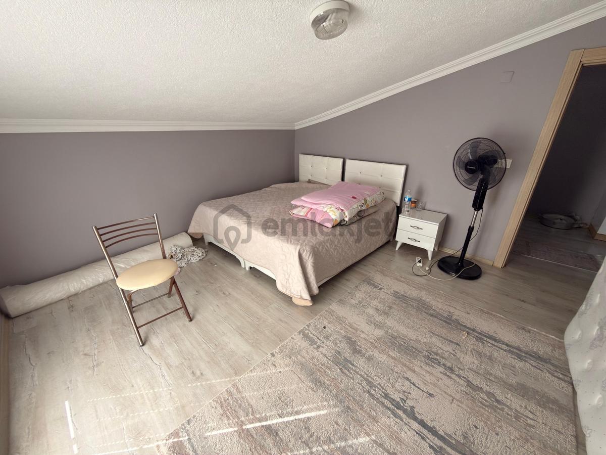 Yeniçiftlikte 170 M² Arsa İçinde 3 Katlı Müstakil Villa - 25