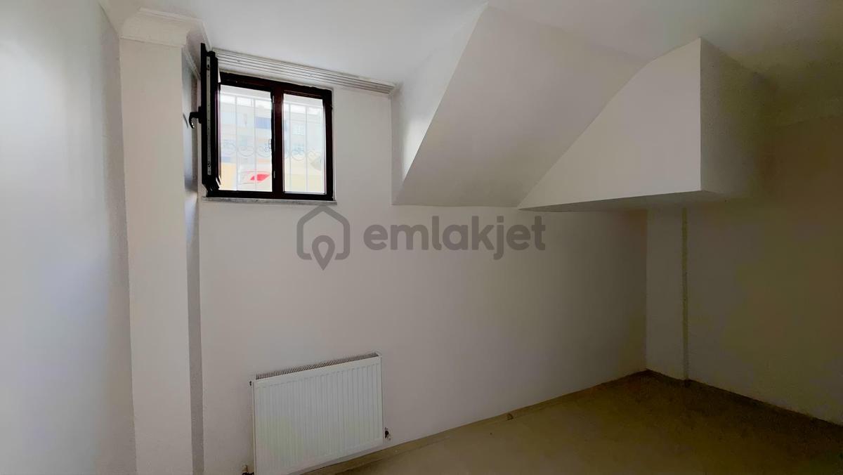 !kiralık! Masrafsız ,boş 2+1 Daire - 4