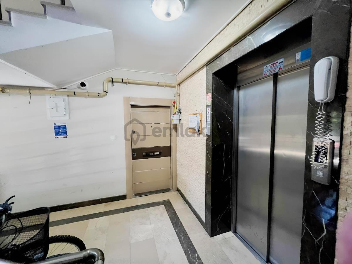 Redstone'den Hürriyet Mahallesinde Full Eşyalı Satılık 2+1 Daire - 4