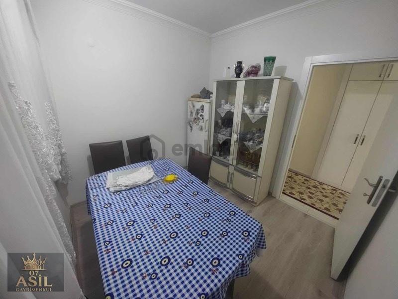Kepez Hüsnü Karakaş Mahallesi 3 + 1 Yüksek Giriş Daire - 4