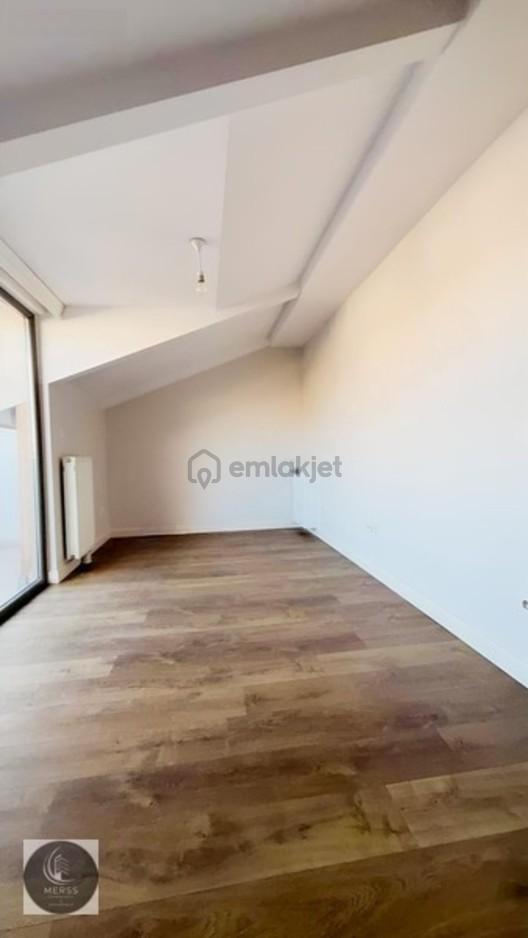 Sultanbeyli Suryapı İlkbaharda 1+1 Üst Dubleks Daire Kiralıktır - 19