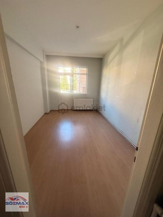 Karşıyaka'da Harika Konumlu Kiralık 3+1 Daire - 7