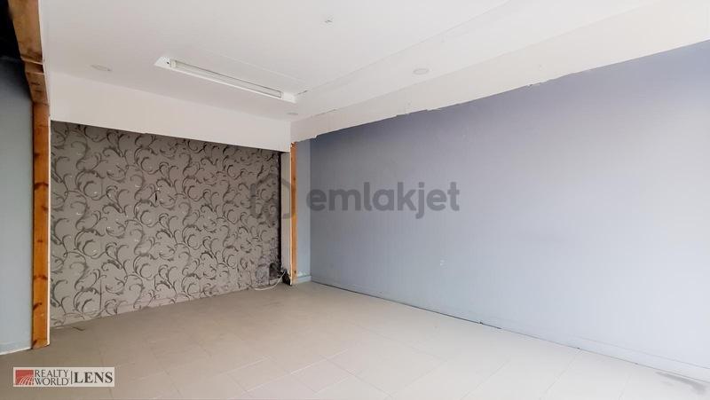 Cadde Üzeri Kiralık Dükkan - 11