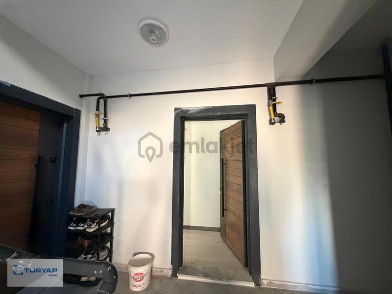 Aliağa Yeni Mahallede Satılık 2+1 Kapalı Mutfak Daire - 3