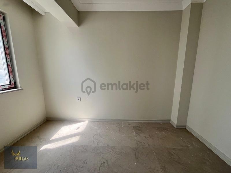 Kayacık Mahallesinde Kiralık 2+0 Daire - 8