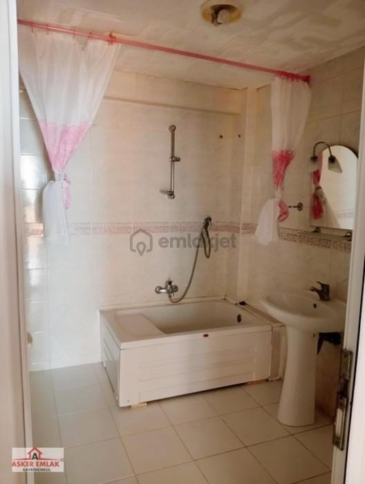 Asker Emlaktan Dikkaldırımda 2+1 100 M2 Kiralık Daire - 8