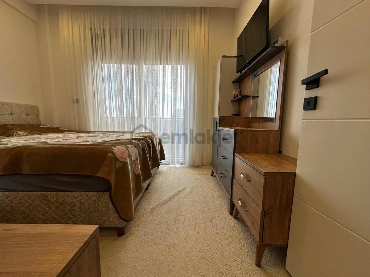 Scala'dan Cam Balkonlu Eşyalı Kiralık 1+1 Daire - 21
