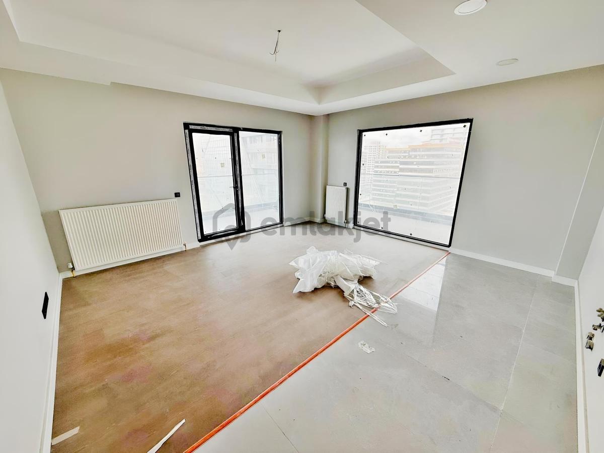 Metefor Kule Avm De Teras Balkonlu Kiralık 2+1 Ofis... - 15