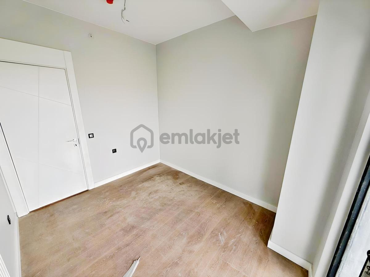 Metefor Kule Avm De Teras Balkonlu Kiralık 2+1 Ofis... - 8