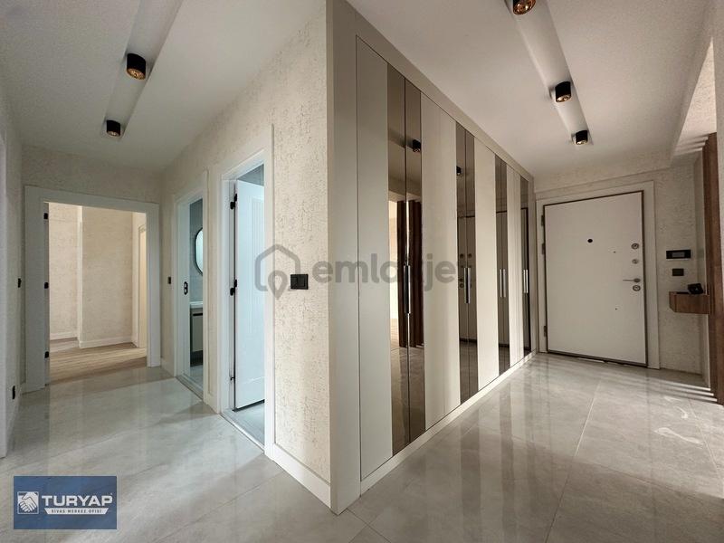 Turyap'dan Şeyh Şamil Mah.'de Site-lüks-3+1 Satılık Daire - 22