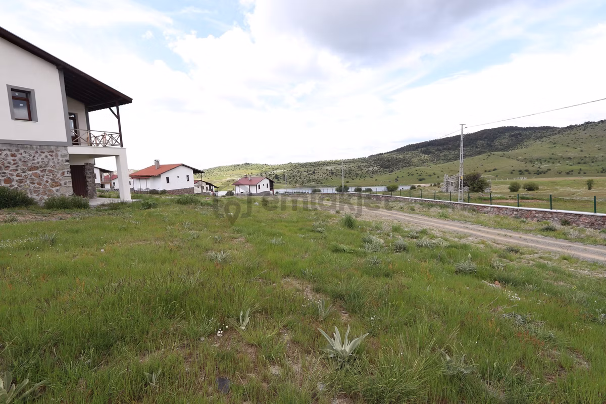 Beypazarı Karaşar Göl Manzaralı İskanlı 2+1 Villa - 7