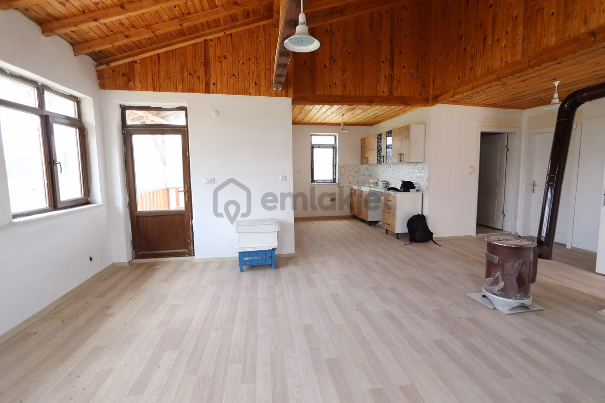 Beypazarı Karaşar Göl Manzaralı İskanlı 2+1 Villa - 12