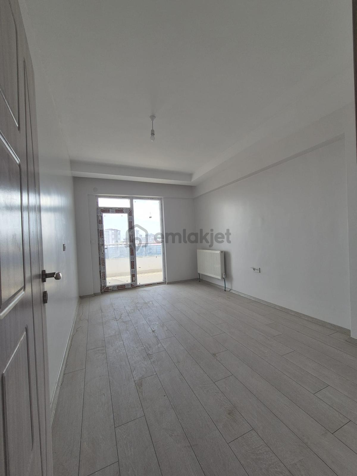 C.k.dan Güney Cephe Site İçinde Satılık 3+1 Daire - 28