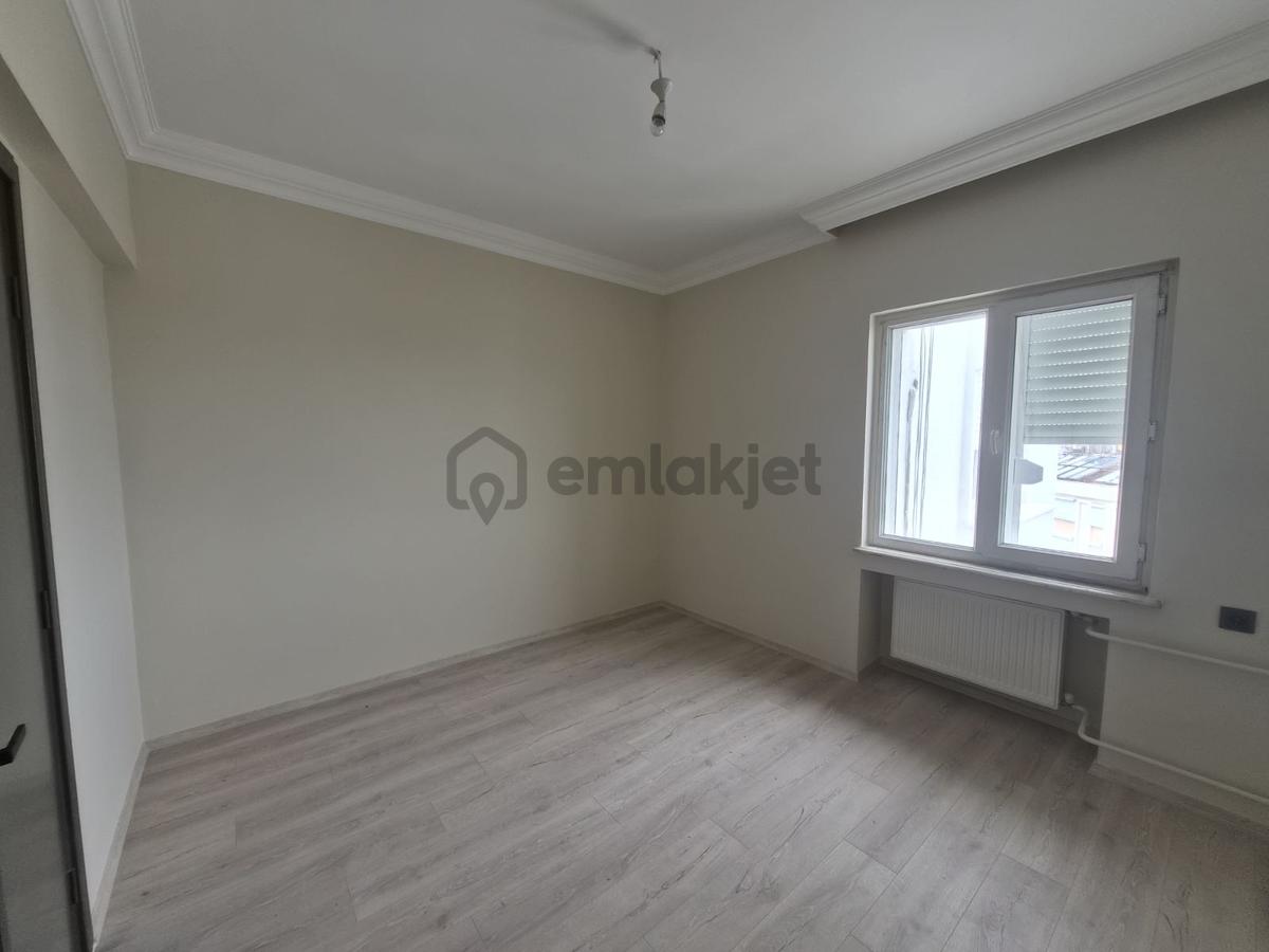 Yalım Park'ta Denize Sıfır 3+1 Kiralık Daire - 13
