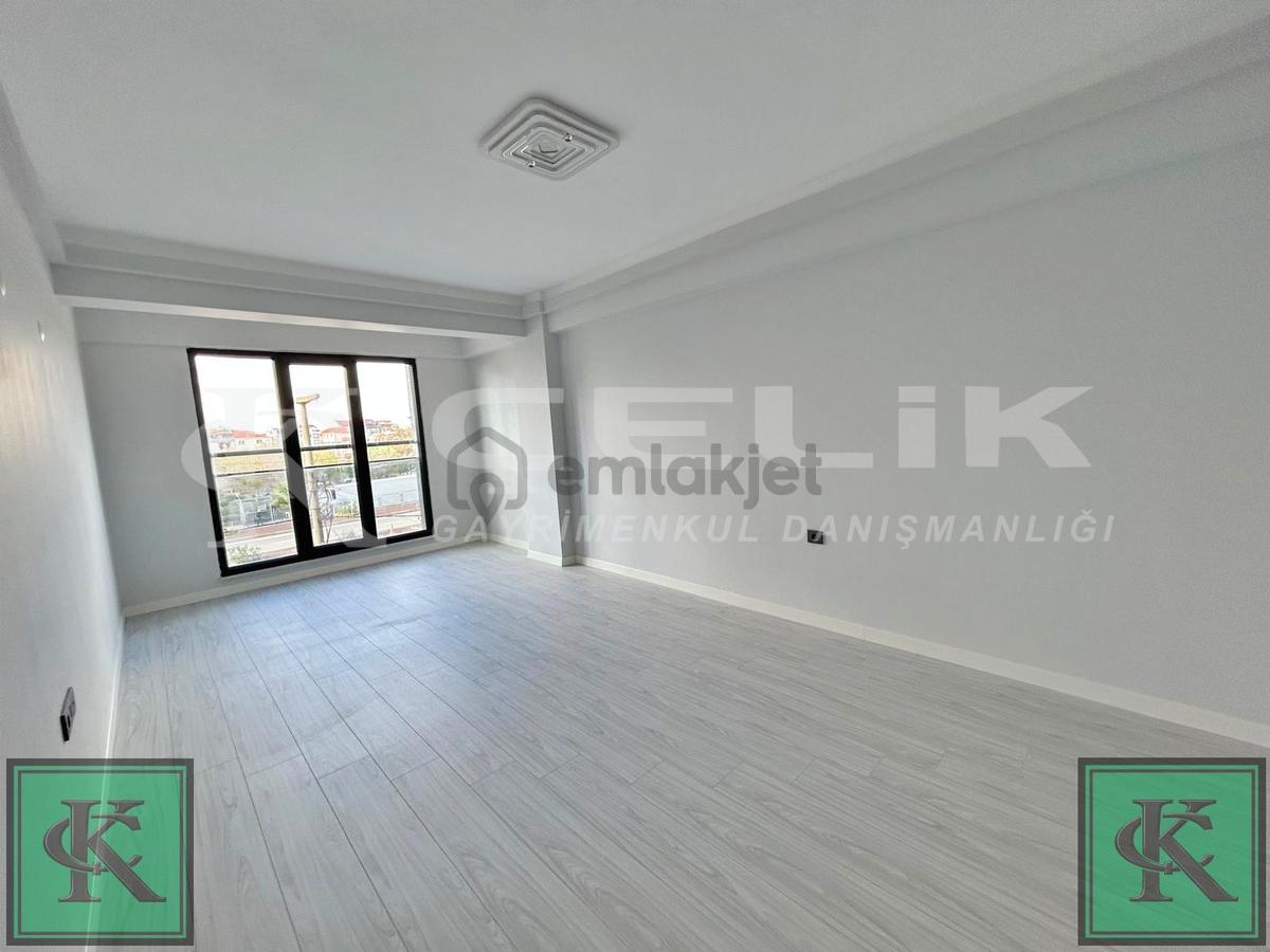Çelik'ten Adliye Mevkisinde 2+1 Arakat Satılık Daire - 2