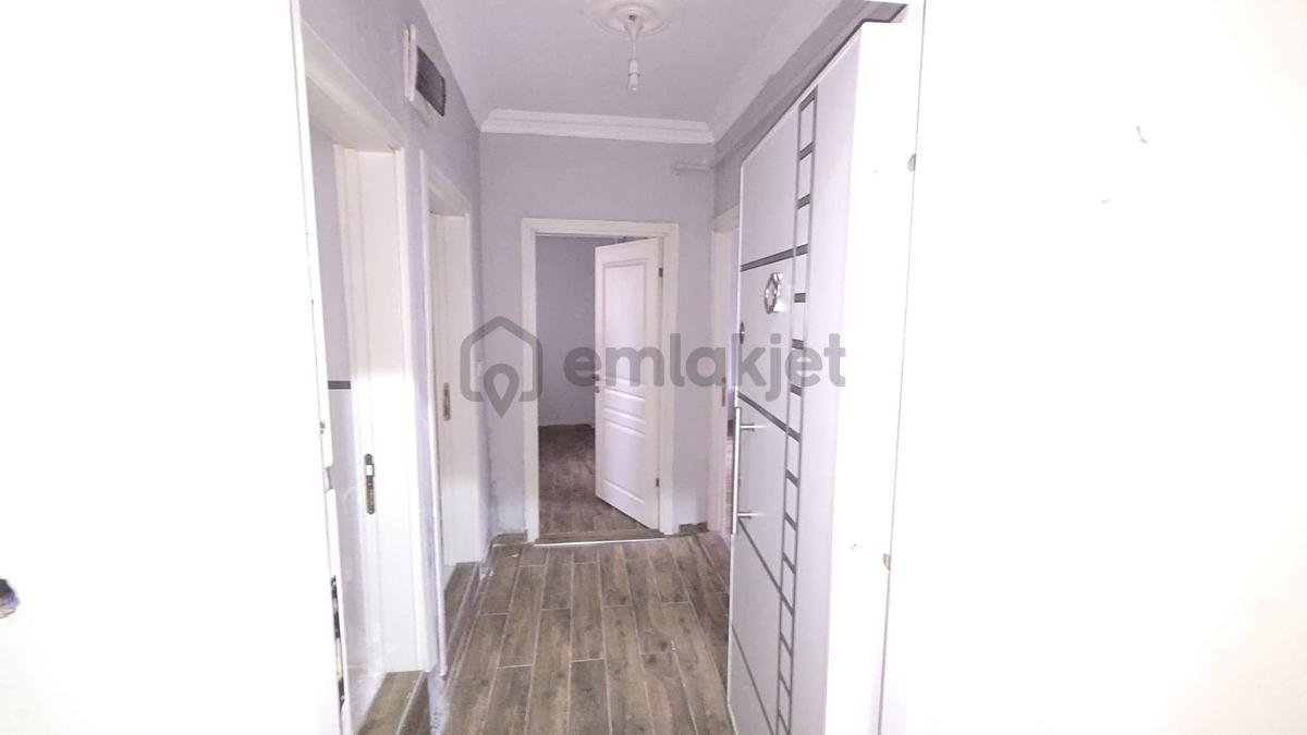 Üçevlerde Eşyalı 1+1 - 28