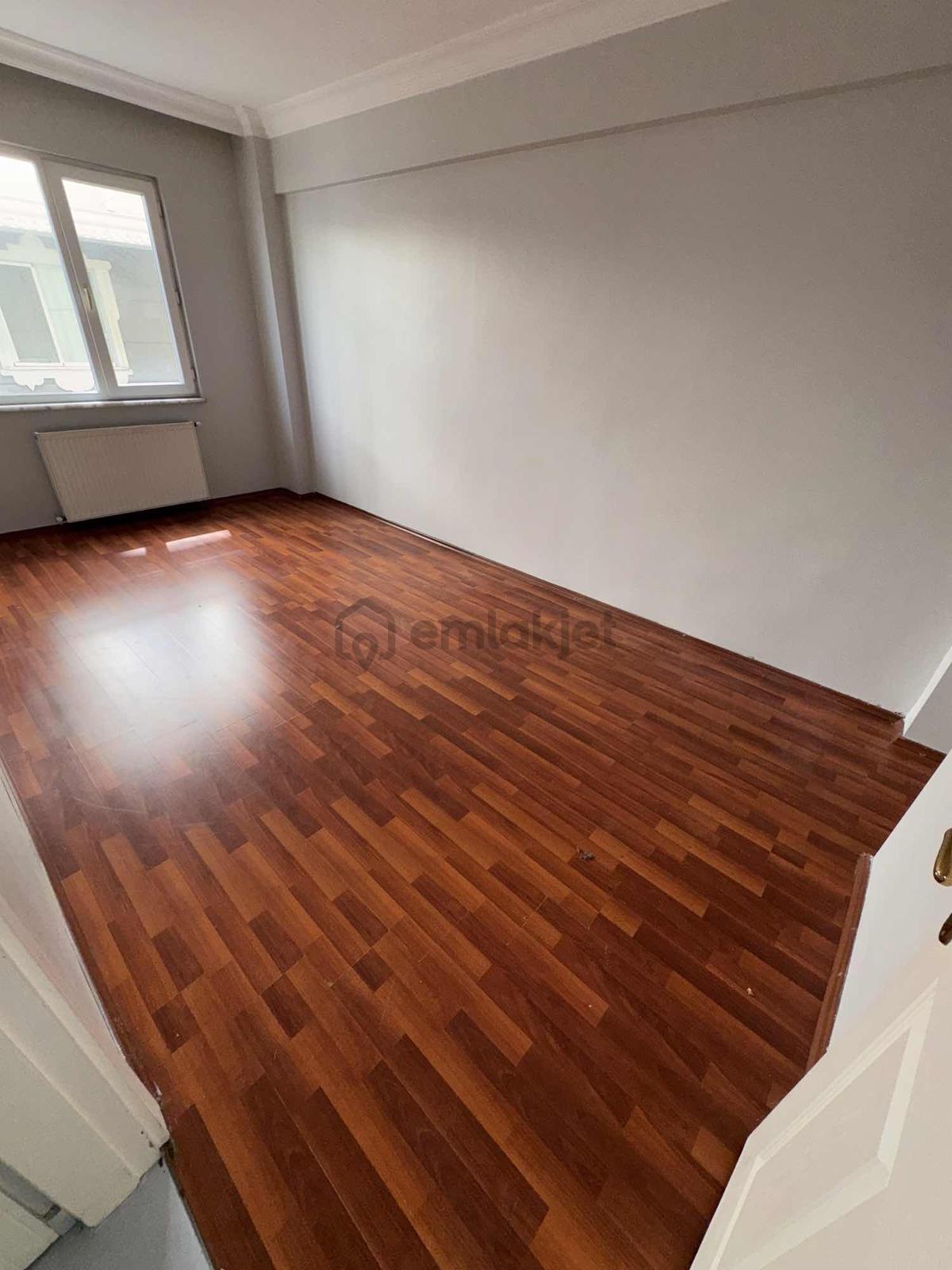 Zeki Emlak'tan Asansörlü 3+1 Kiralık Daire - 17