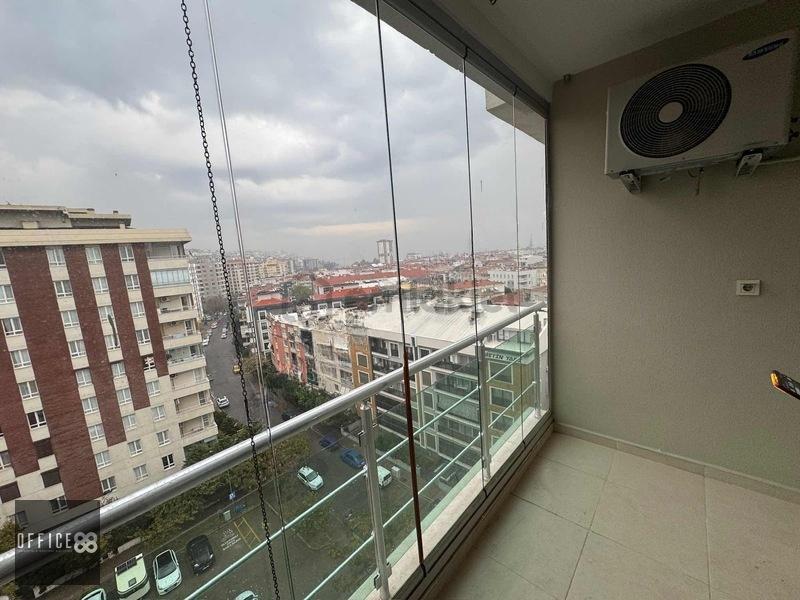 Karşıyaka Bahçelıevler'de Cam Balkonlu Denız Manzaralı - 16