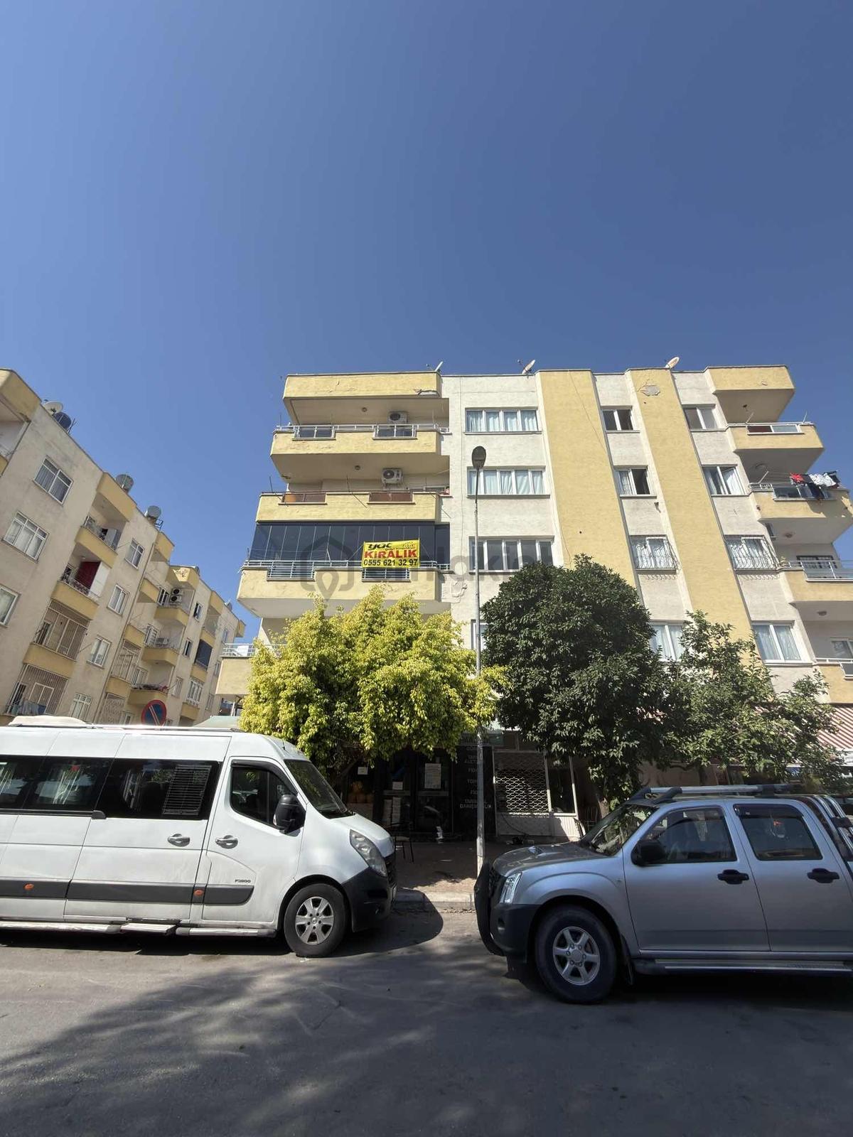Su Hastanesi Civarı Zeytinli Bahçe Caddesi 3+1 Geniş Daire