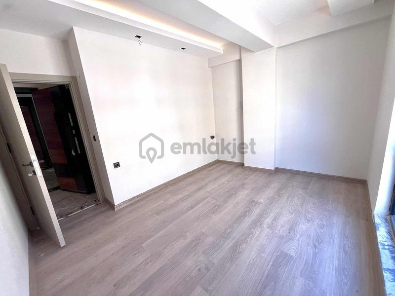 Akpınar'da Metroya 4dk 2+1 Sıfır Daire - 12