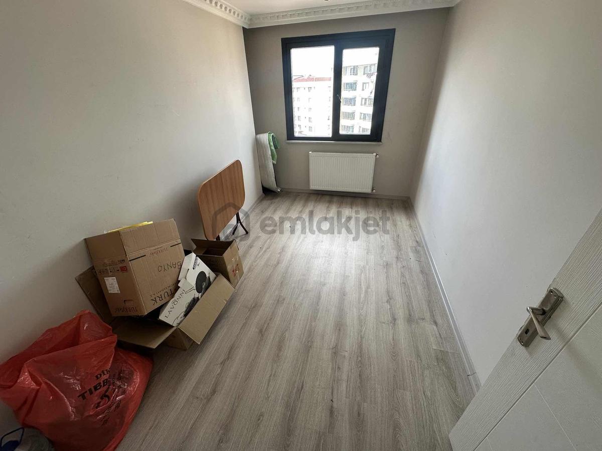 Acill Zeno Emlaktan Satılık 2+1 Fırsat Daire - 8