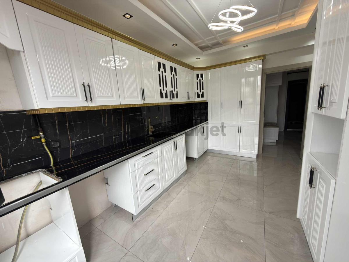 Lüx Kiralık 3+1 Güzel Konumda - 8