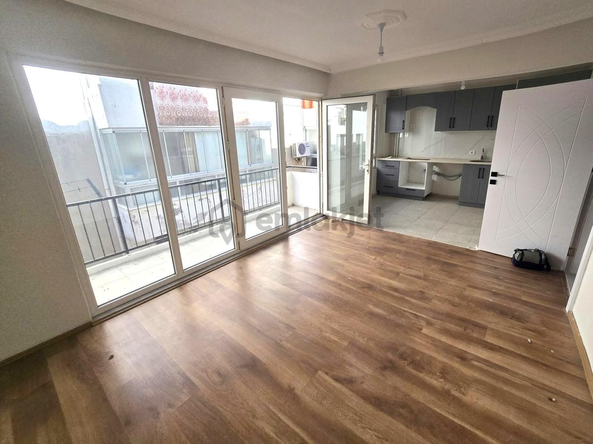 Kuşadası Marina'da 2+1 Kiralık Daire - 5