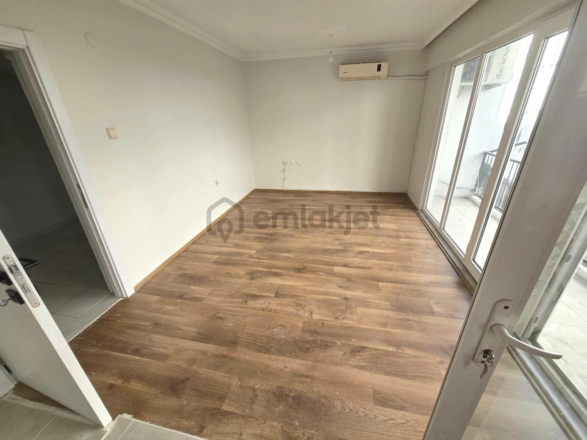 Kuşadası Marina'da 2+1 Kiralık Daire - 7