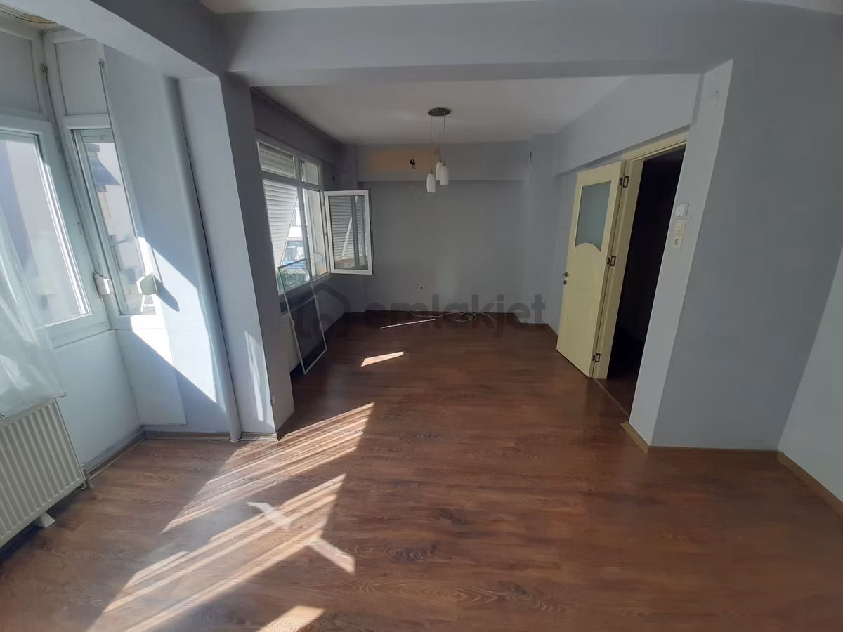 Güzelyalı Da Ara Kat Temiz Boş Kiralık Daire