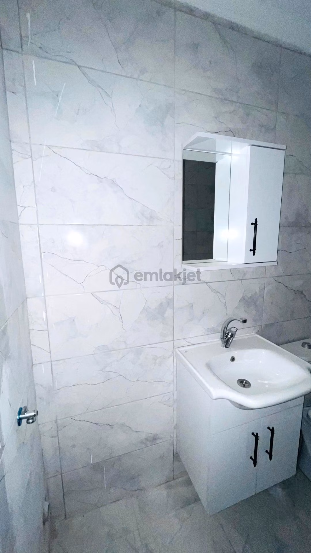Kurtuluş'ta Kiralık Sıfır 2+1 Asansörlü Daire - 24