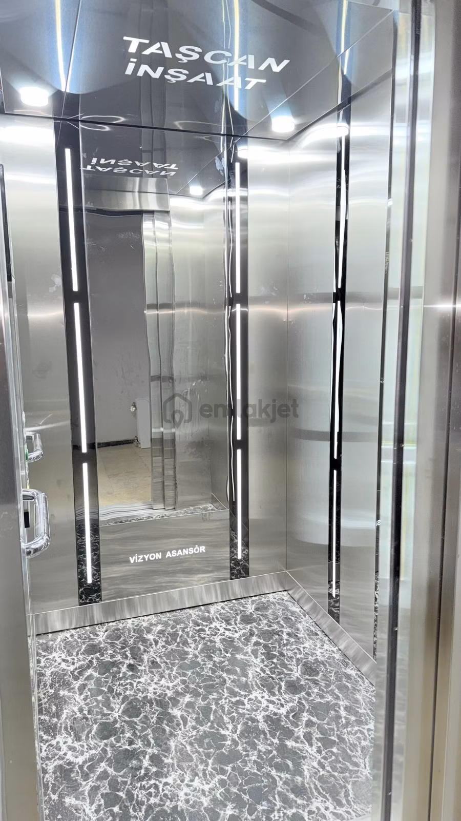 Kurtuluş'ta Kiralık Sıfır 2+1 Asansörlü Daire - 2