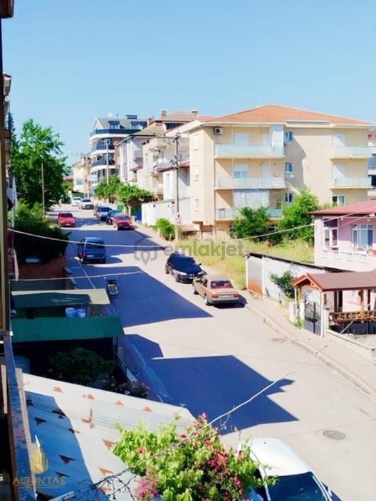 Derince İbn-i Sinada 267 M² Arsalı 3 Katlı Bina - 7
