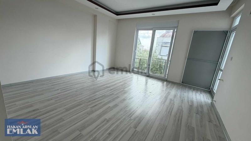 Kütükçü'de Katta Tek Geniş Kiralık 3+1 Daire - 18