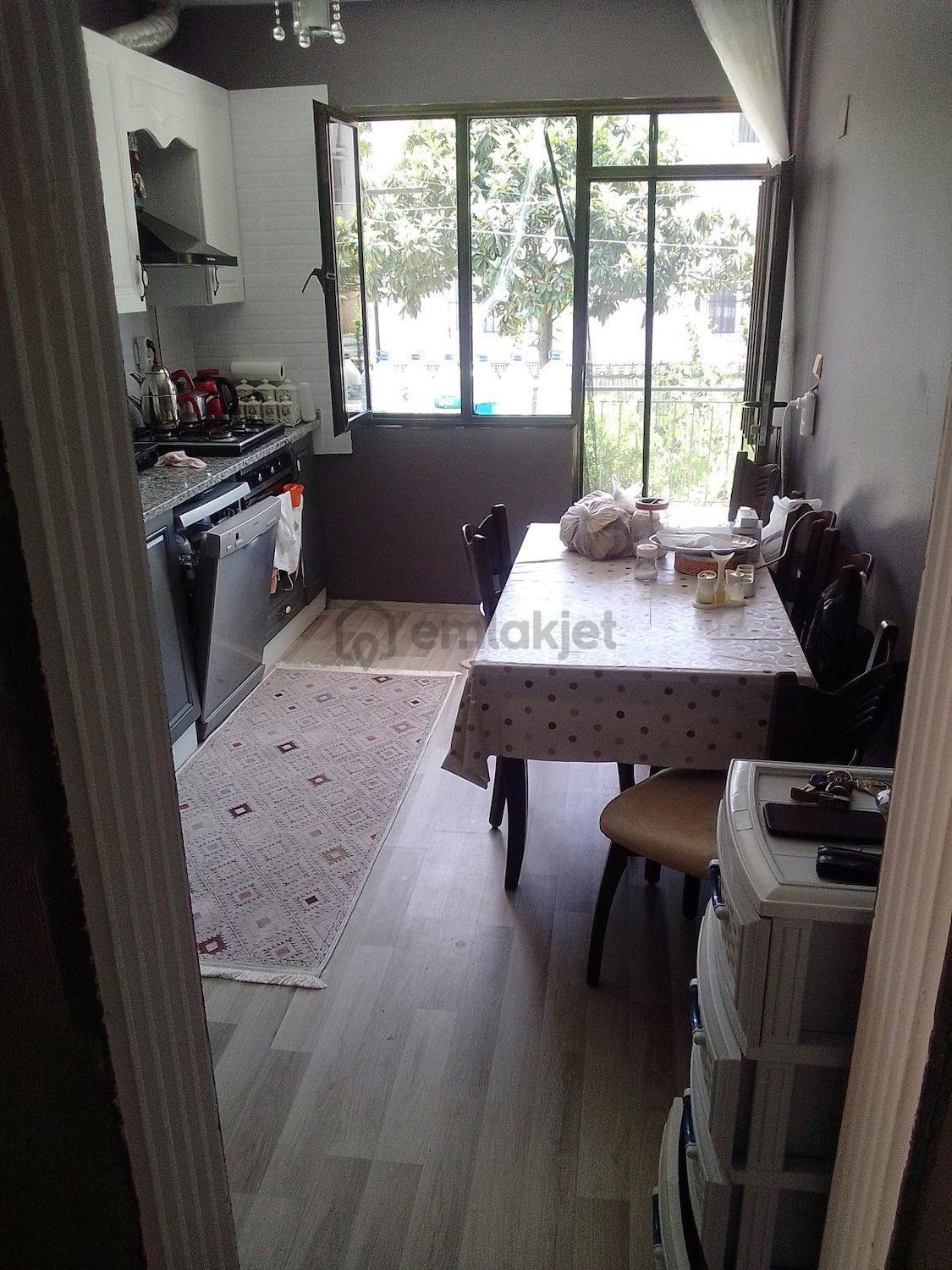 Remax Arma’dan Karakuyu’da Satılık 2 Katlı Müstakil Ev - 14