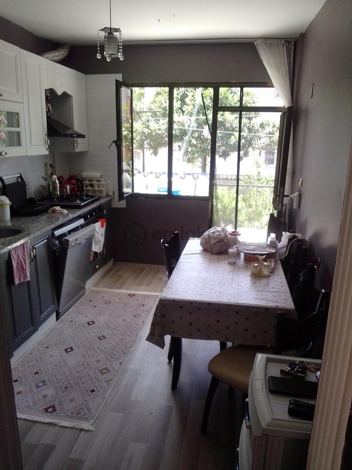 Remax Arma’dan Karakuyu’da Satılık 2 Katlı Müstakil Ev - 12