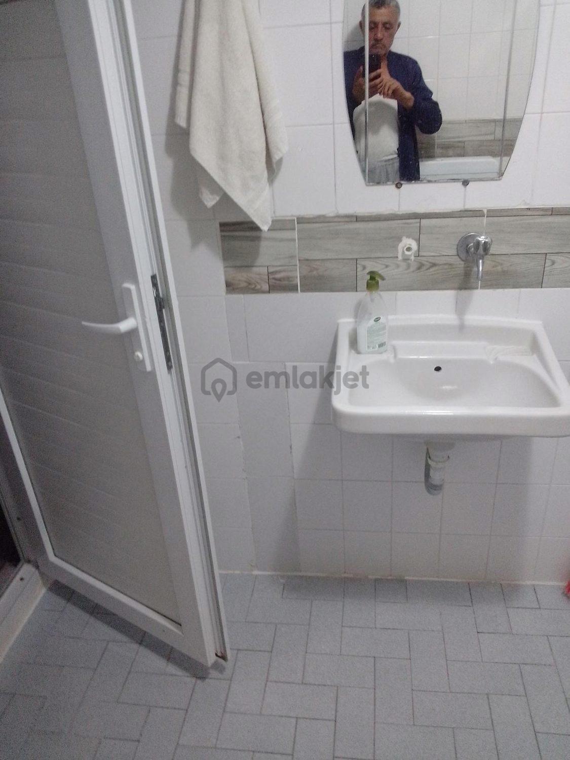 Remax Arma’dan Karakuyu’da Satılık 2 Katlı Müstakil Ev - 23