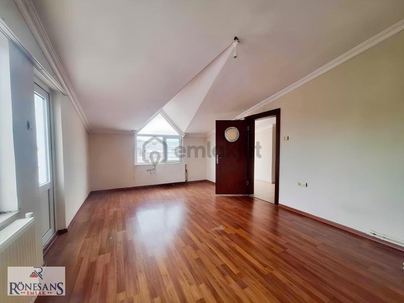 Rönesans Emlaktan 4+1 Kiralık Dubleks - 33