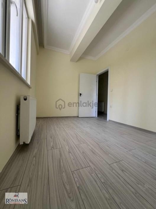 Rönesans Emlaktan Ulaşıma Yakın Kiralık 2+1 Daire - 10