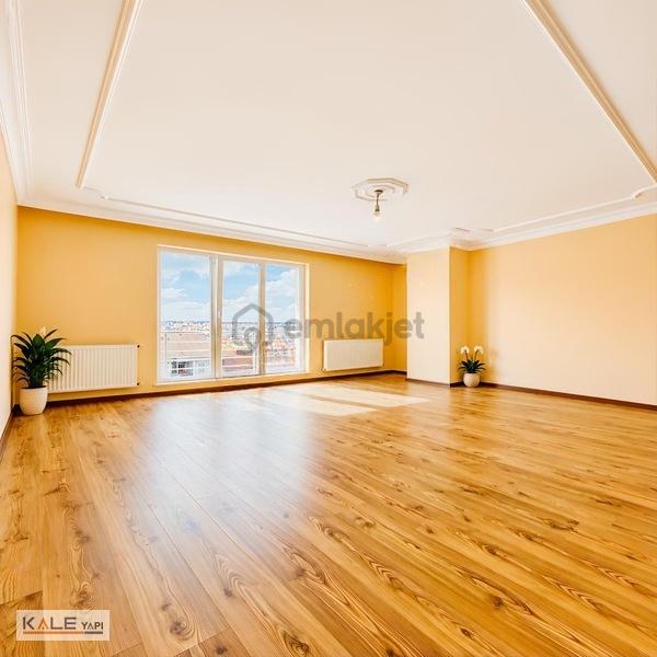Erzurum Kongre Cad Üzeri 5+2 Satılık Daire