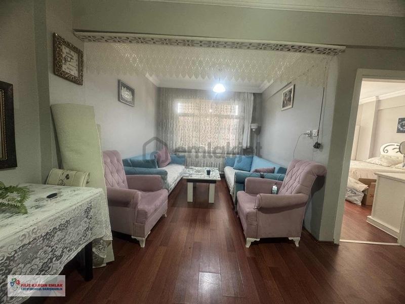 Filiz Emlaktan Çınar Mah. 2+1 90m2 Kiralık