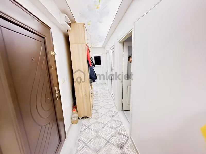 Küçükçekmece M.akif Mh Tek Daire Üzeri Binada 95m2 2+1 İskanlı - 11