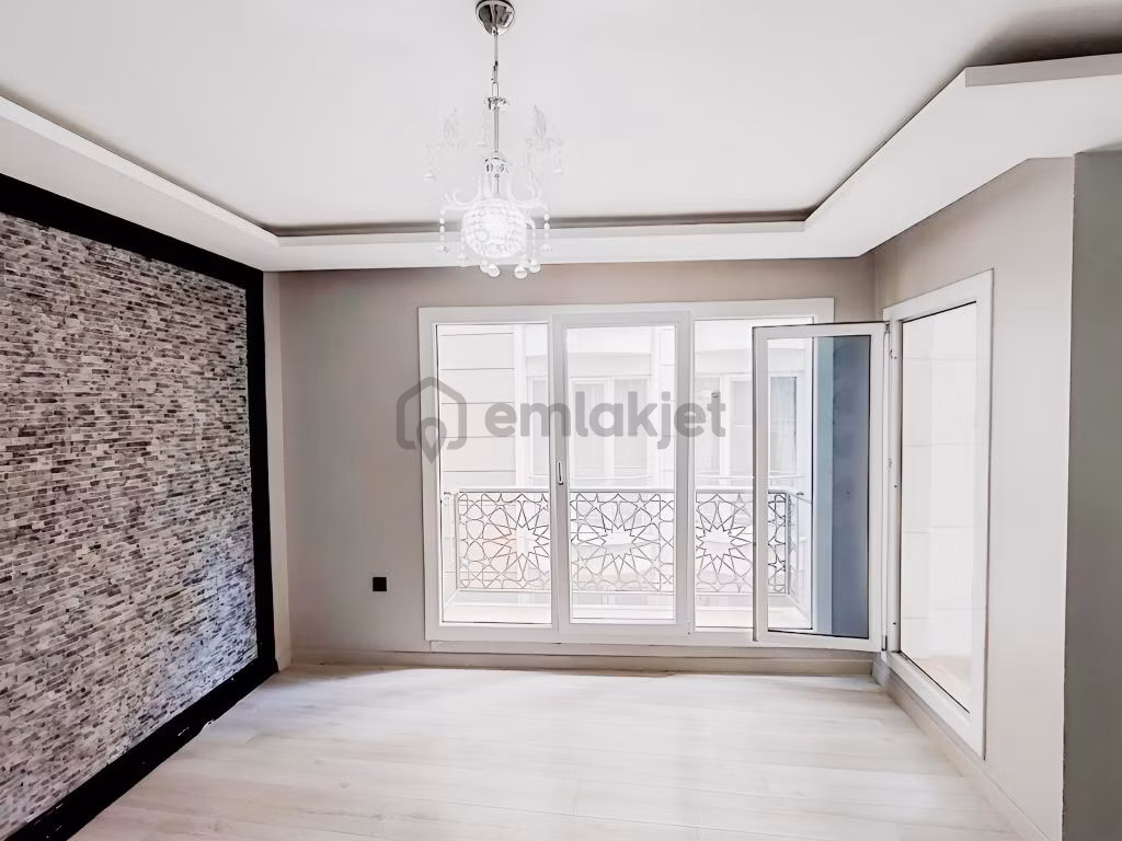 Gop Karlıtepe'de Otoparklı Özel Tasarım 2+1 Kıralık Daire