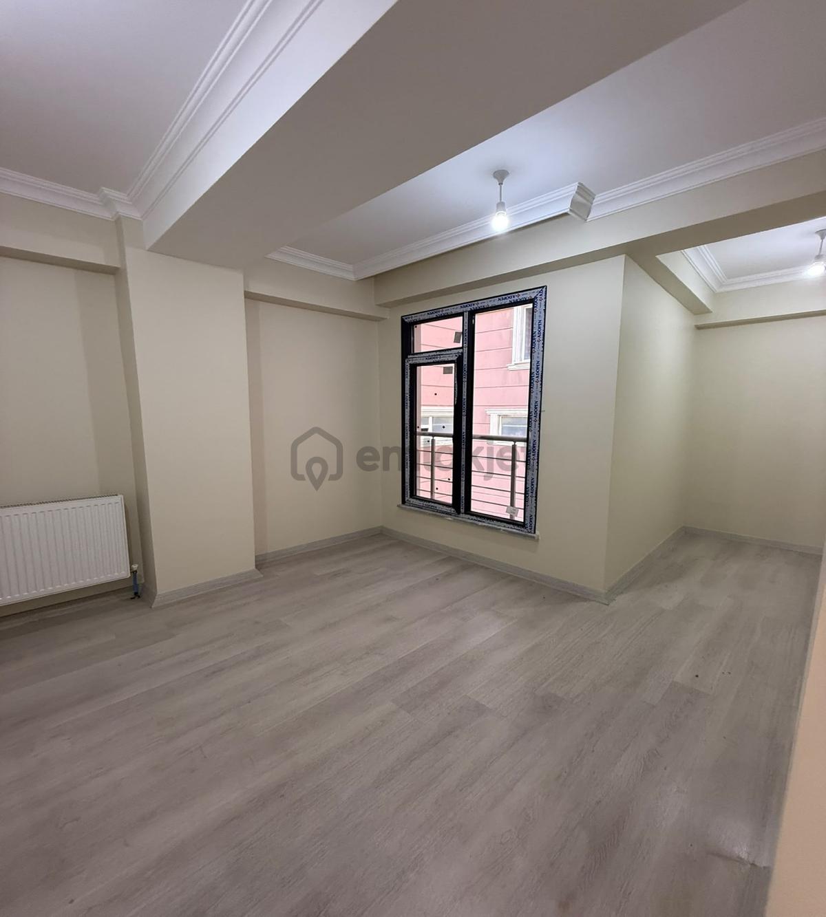 Metrobüse 10 Dakika Mesafede Kiralık 3.kat Sıfır Daire - 10