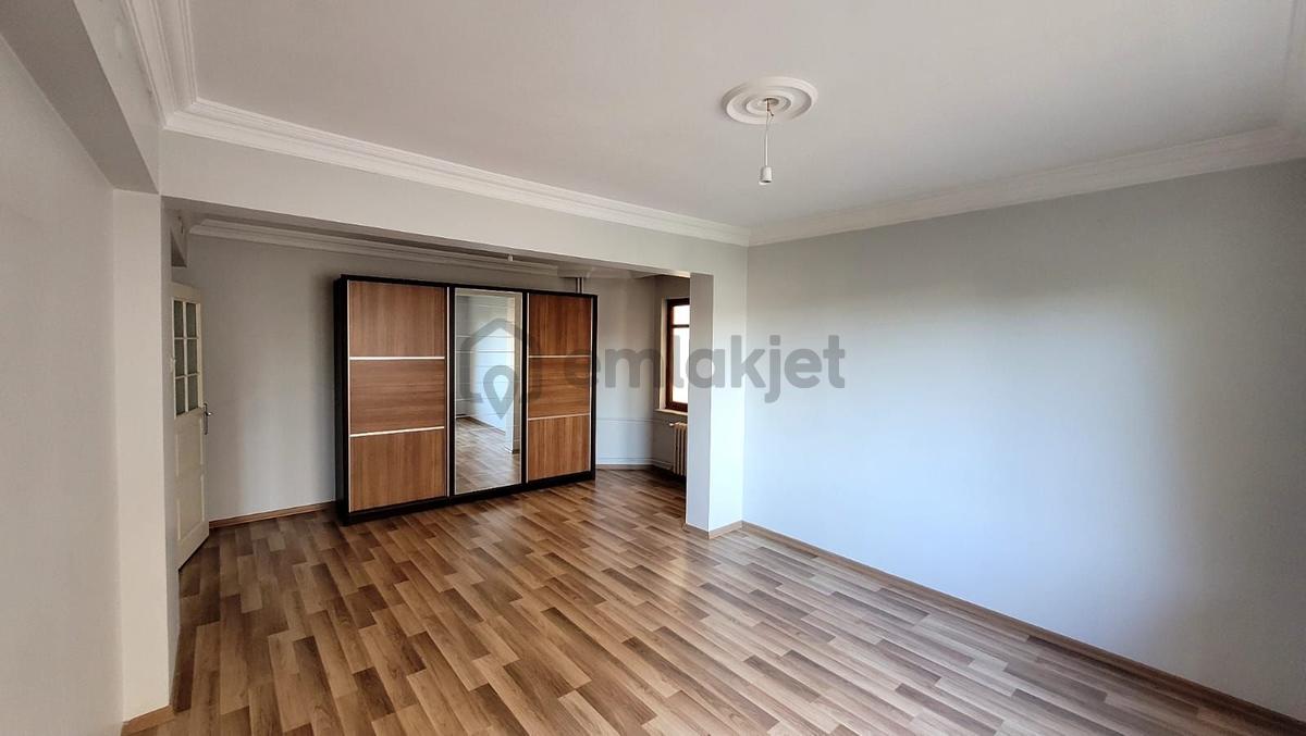 Beşevler. Konak Mah. Kiralık 3+1, Daire - 25