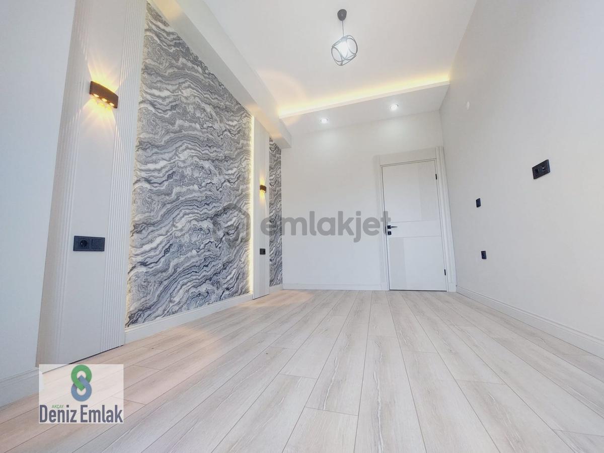 ∞ Denizden ∞ Edremit Güre'de Satılık 1+1 Sıfır Daire - 16
