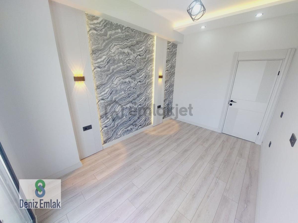 ∞ Denizden ∞ Edremit Güre'de Satılık 1+1 Sıfır Daire - 11