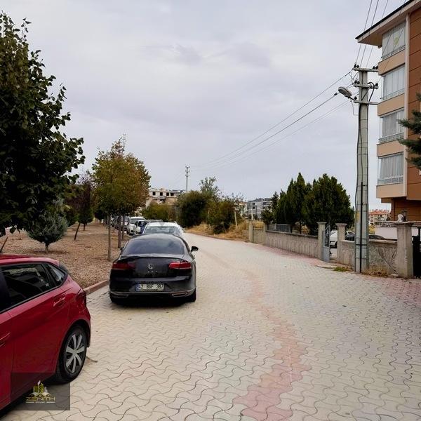Kosova'da Veysel Karani Cad. Üzeri 2+1 Satılık Daire - 5