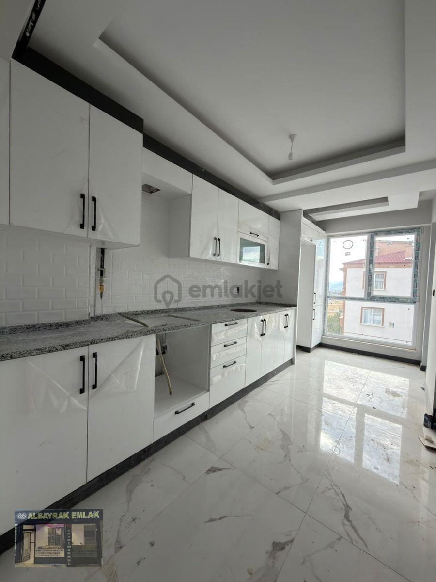 Albayrak'tan Satılık Köşe Başı Sıfır 2+1 Daire - 4