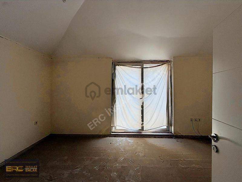 Şehir Merkezinde Satılık Dubleks 5+1 Daire - 10